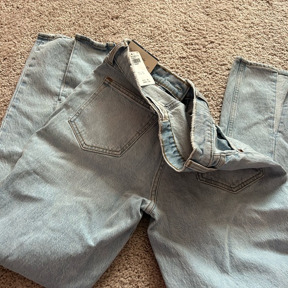 Abercrombie & Fitch Straight Leg Jeans - Light Blue - Picture 4 of 4